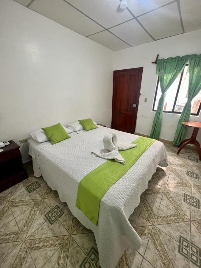 Hostal Villamil 푸에르토빌라밀 외부 사진